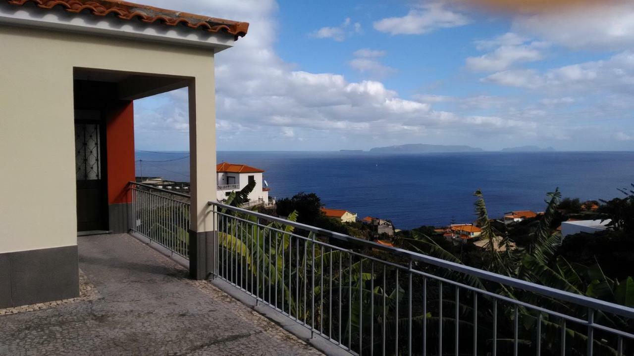 Vista Atlantico Com Carro E Bicicleta Gratis Villa Gaula Exterior foto
